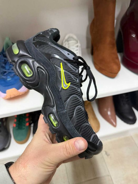 Маркови маратонки и обувки на ЕДРО