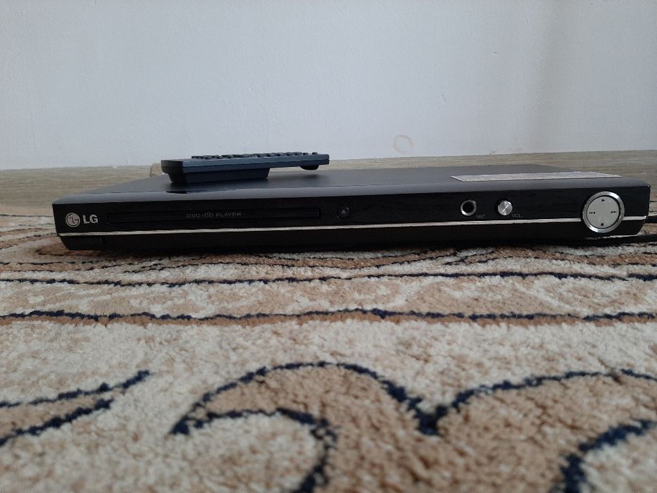 Продам DVD. 8000тг.