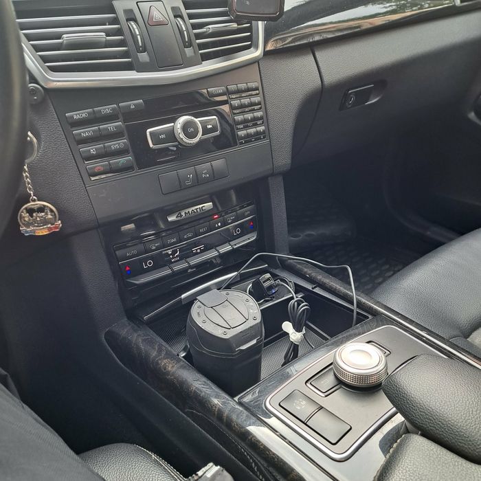 Vând Mercedes W212