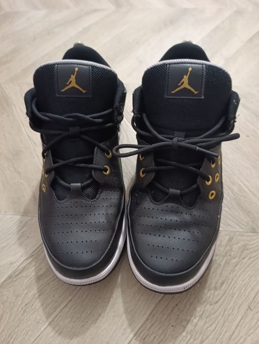 Air Jordan original - marimea 40