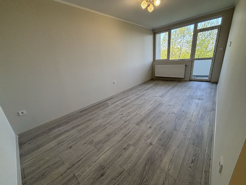 Продава се Тристаен апартамент в Габрово, Младост - 110 кв.м за 742 €/кв.м - Снимка #6