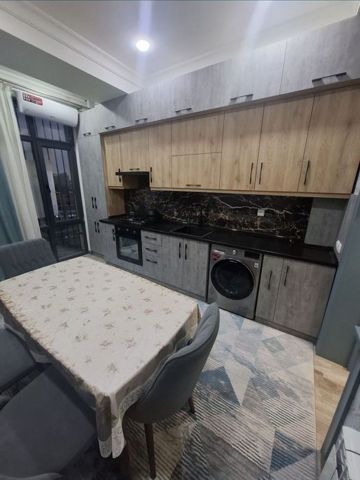 Яккасарайский, Братский Могила рядом 2 комнатная  Сдаётся