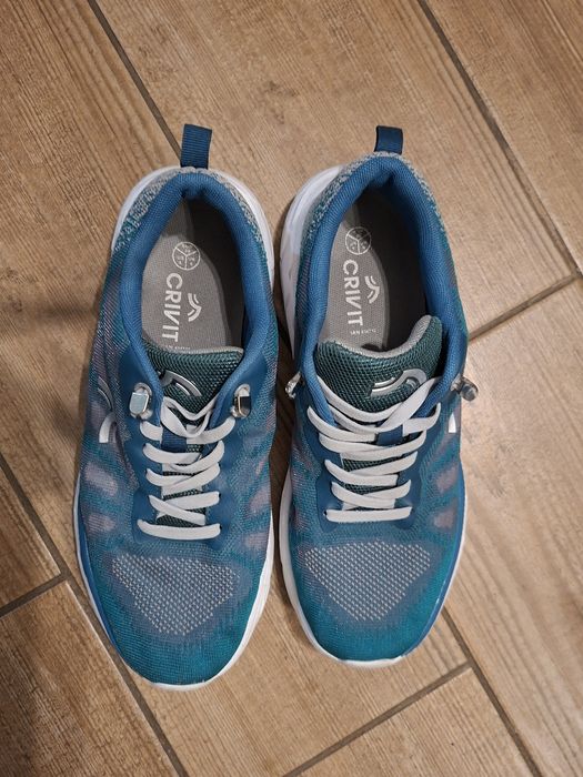 adidasi Crivit 39