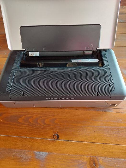 Imprimanta HP OFFICEJET 100 mobile