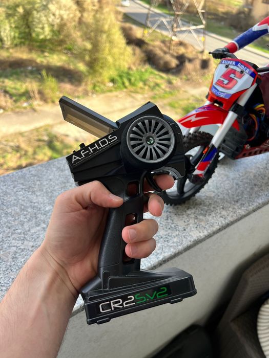 Cross bike cu telecomanda 1/4 model de mare viteza