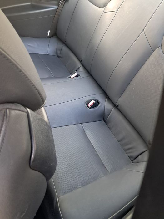 Vând Hyundai  Genesis