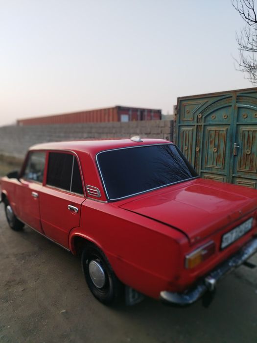 Жигули ваз 21011