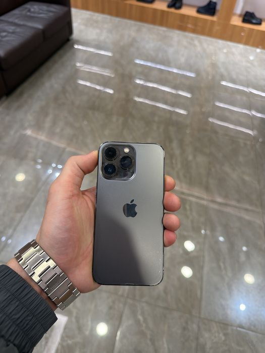 Продаю Iphone 13pro в оригинале