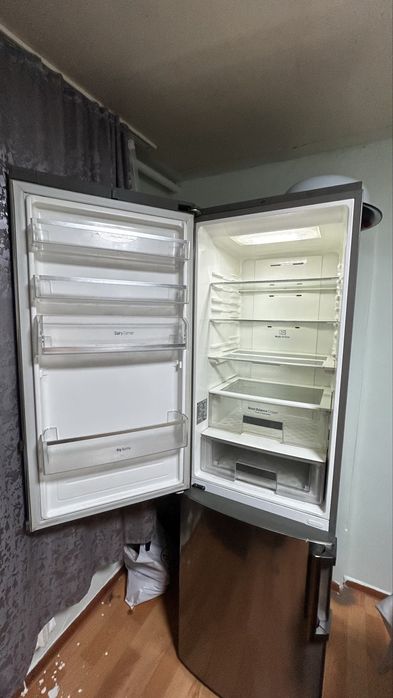 Холодильник LG NO FROST