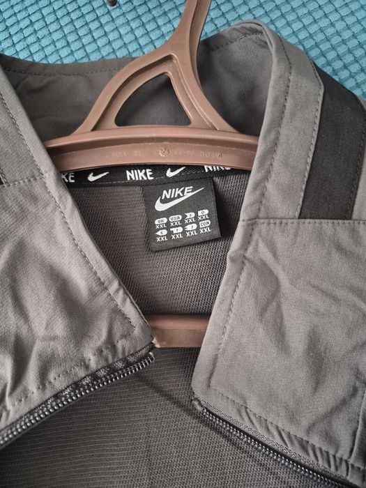 Продается спортивный костюм