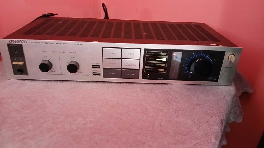 Усилвател + Тонколони 12-ки