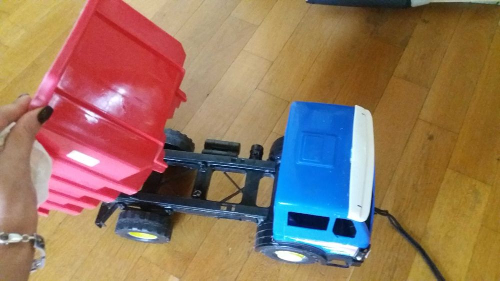 Детско камионче/самосвал