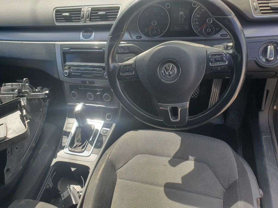 Dezmembrez Volkswagen Passat B7 Facelift 2.0TDI 2012