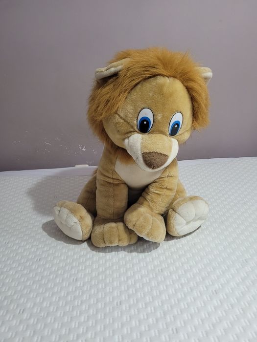 Плюшена  играчка  ..