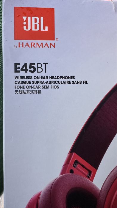 JBL E45BT червени/red слушалки ,