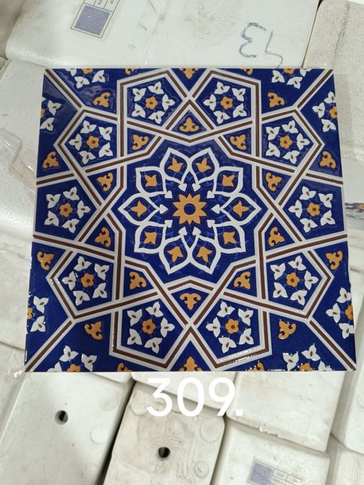 Milliy naqsh kafellar