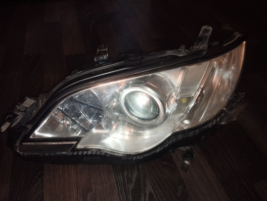 Фары Субару Аутбэк 2007