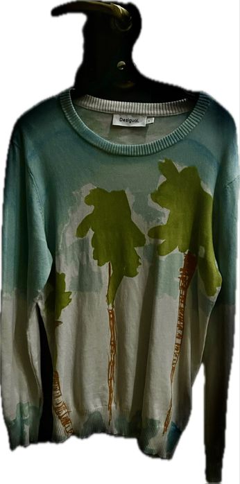Свитер Desigual.