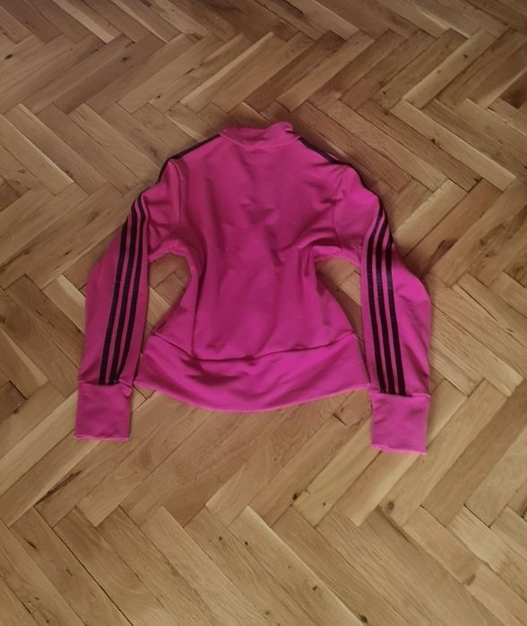 Оригинални дамски горнища Адидас размер L