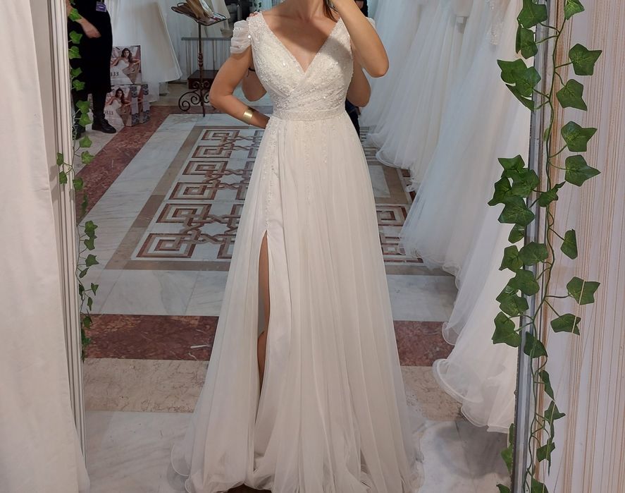 Vand rochie de mireasa