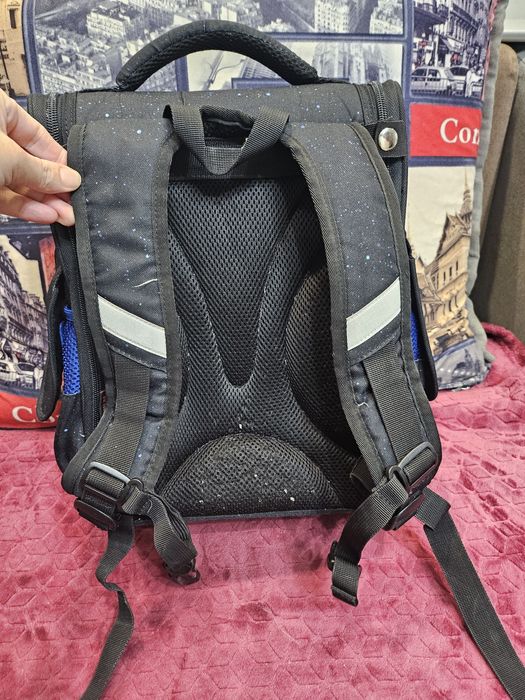 Школьный портфель, рюкзак, сумка