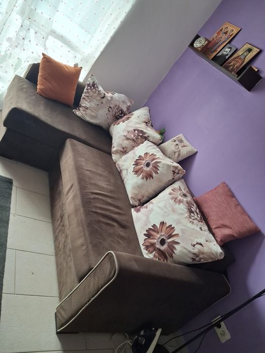 Vand canapea rabatabila si extensibila cu lada de depozitare