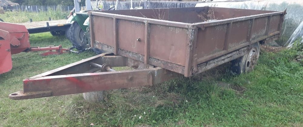 Vand remorca pentru tractor