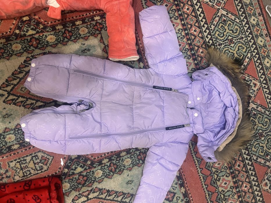 Продам комбинезон