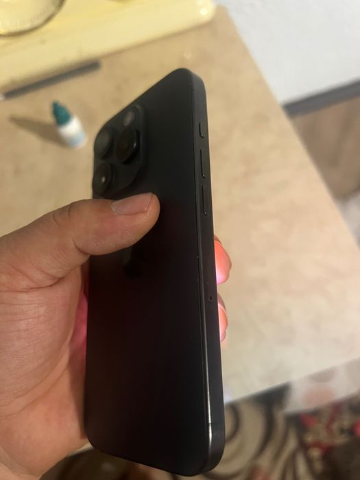 Iphone 15 pro 128 Gb