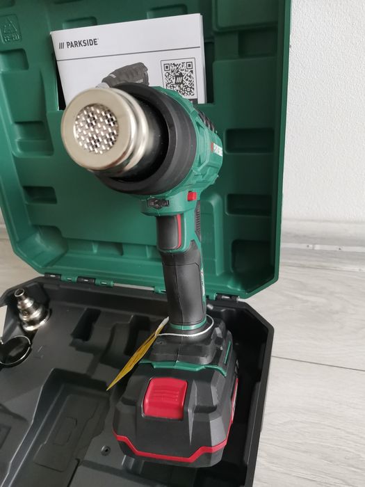 Suflanta cu aer cald Parkside.