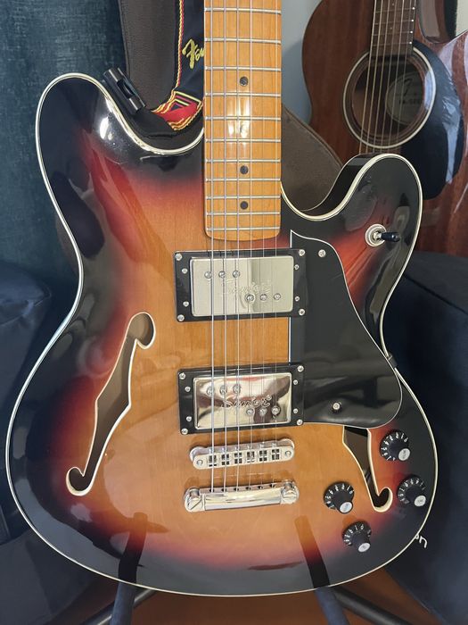 Chitara electrica Squier Starcaster by Fender