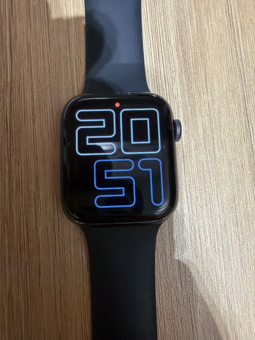 Apple watch SE срочно продаю