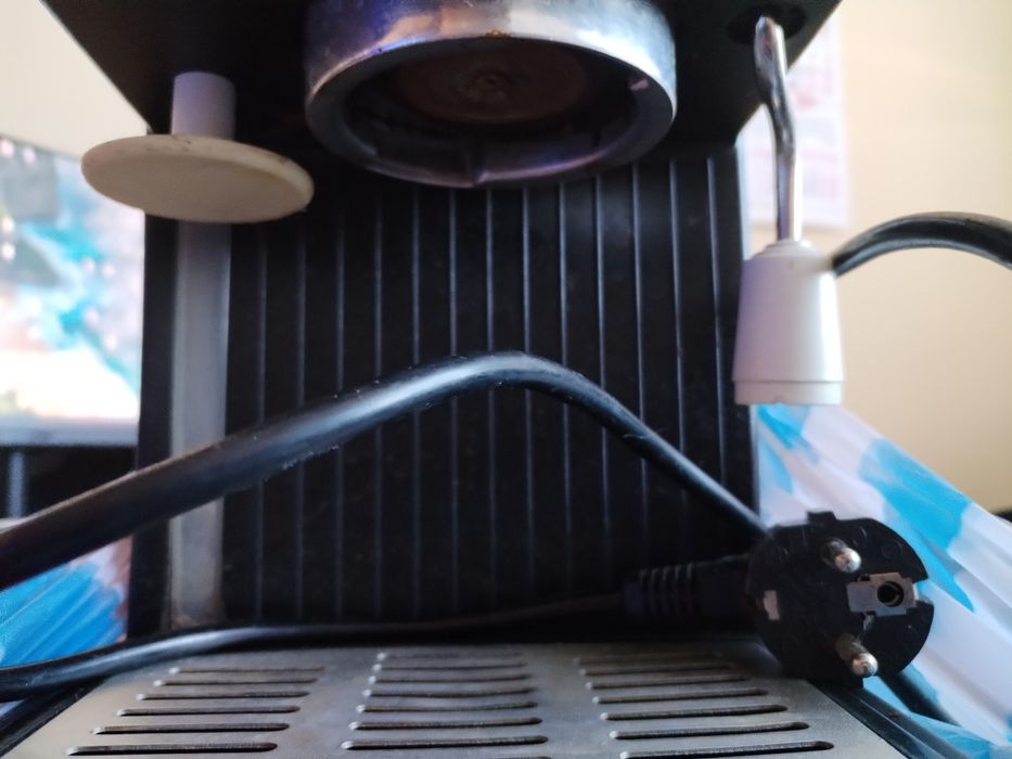 Кафе машина Delongi 15 bar