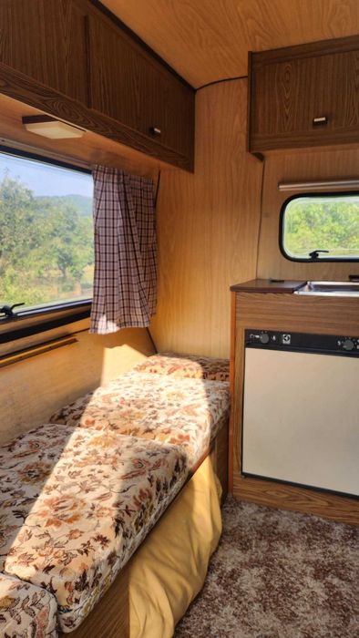 R C Caravan   Ретро каравана в перфектно състояние