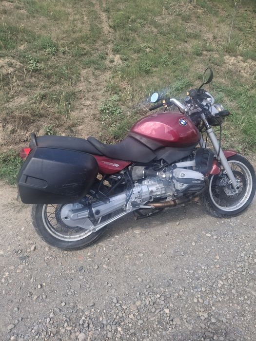 Vând motocicleta BMW  R 1100