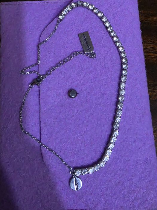 Оригинално колие на Фличка