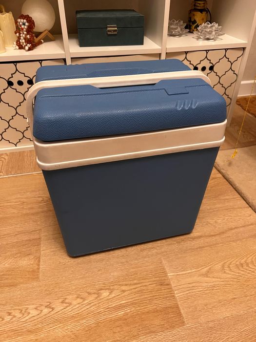 Термобокс, переносной холодильник