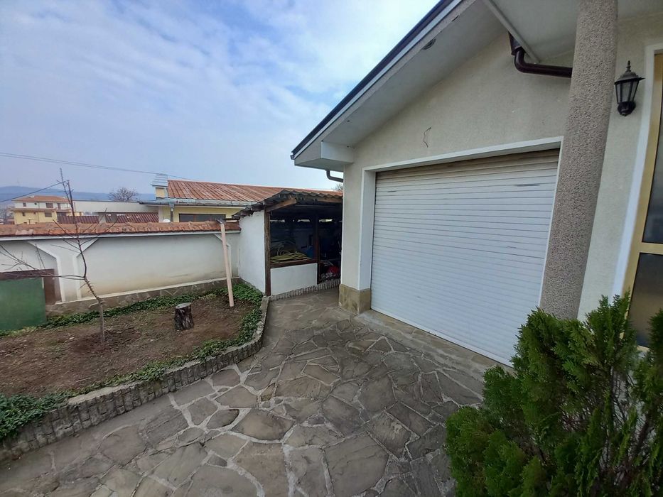 Продава се Къща в Разград, Житница - 315 кв.м за 889 €/кв.м - Снимка #3