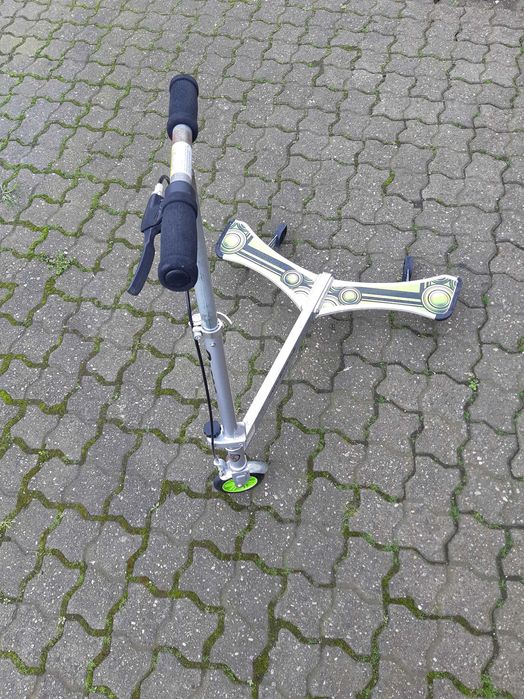 Vând trotinetă razor