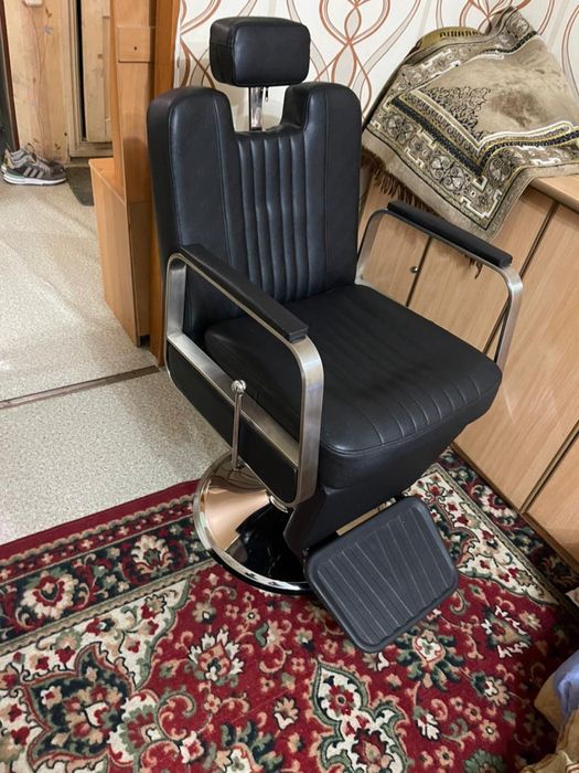 Парихмахерское кресло