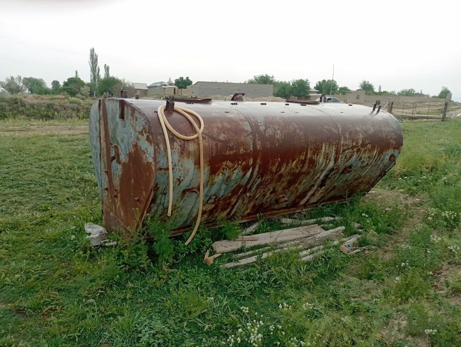 Yomkost 20 tonnali sotiladi