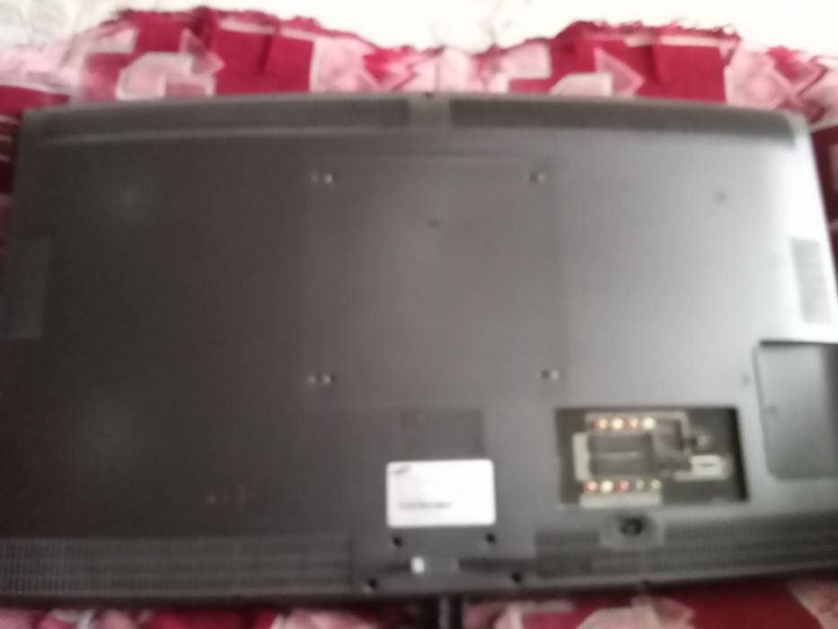 Продам телевизор Самсунг.