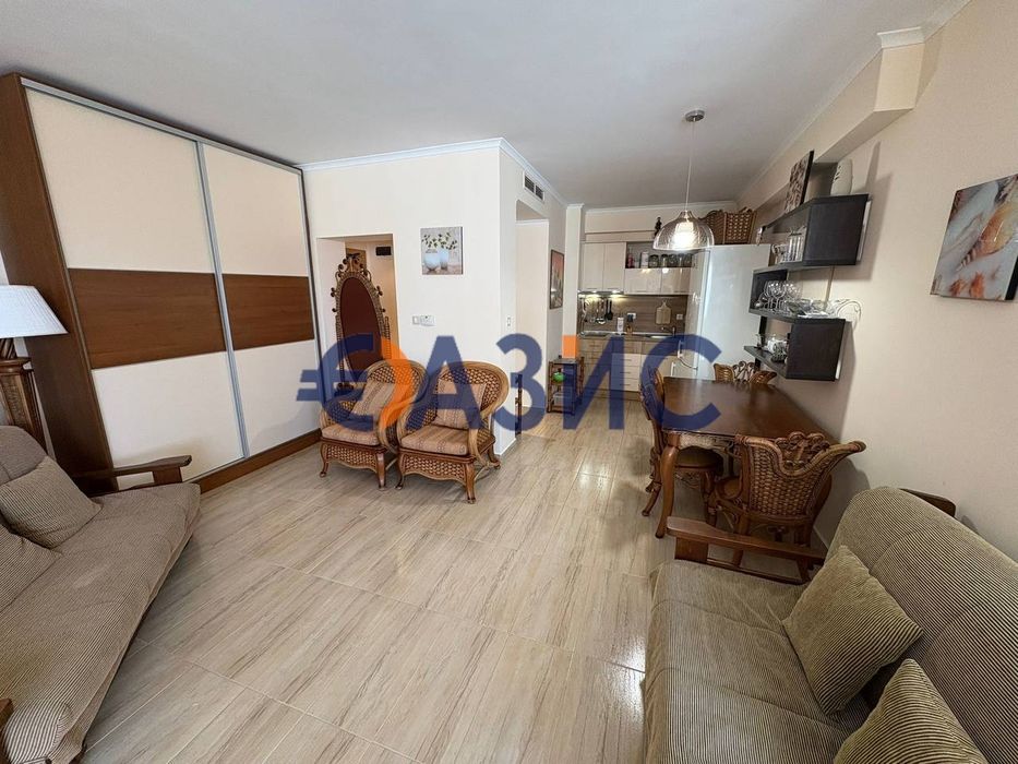 Продава се Двустаен апартамент в к.к. Слънчев бряг - 83 кв.м за 682 €/кв.м - Снимка #12