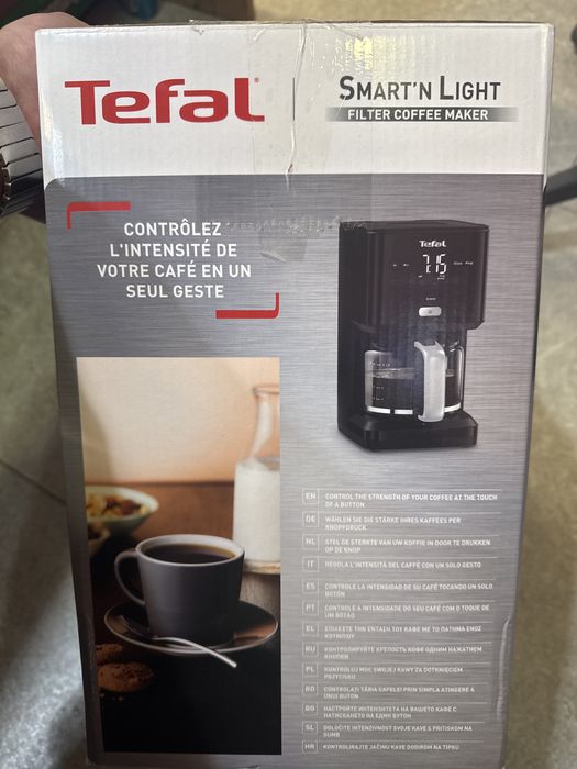 Продается кофеварка Tefal CM600810