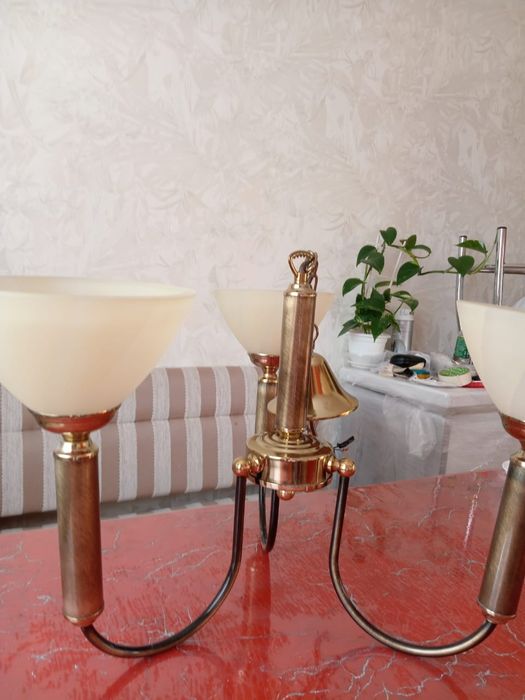 Люстра 3-х рожковая потолочная(ПОЛЬША)