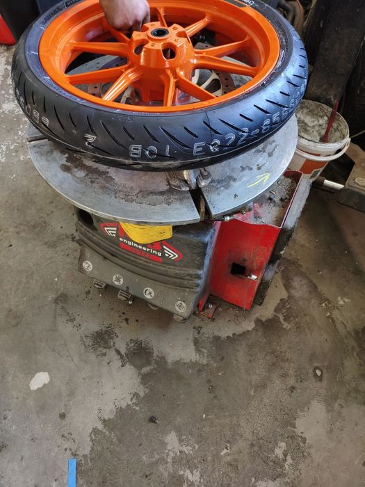 KTM  duke 390 2021