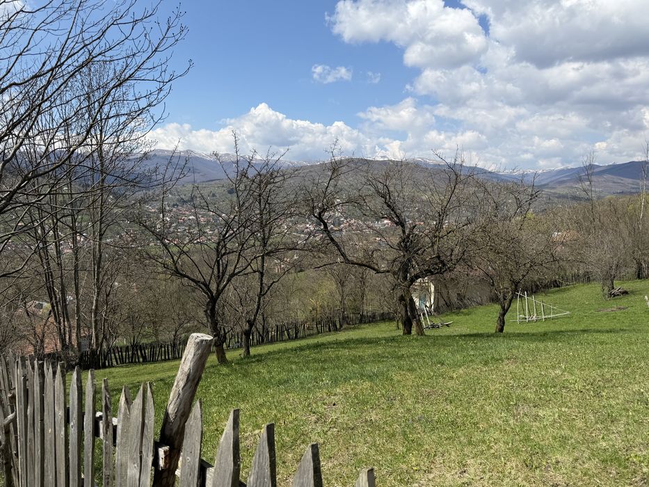 Teren intravilan 1661 mp Teșila, Valea Doftanei, vedere Munții Baiului - Vedere 5
