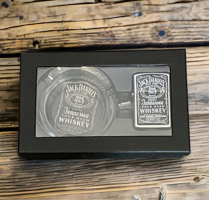 подаръчен комплект запалка+пепелник Jack Daniels закалено стъкло