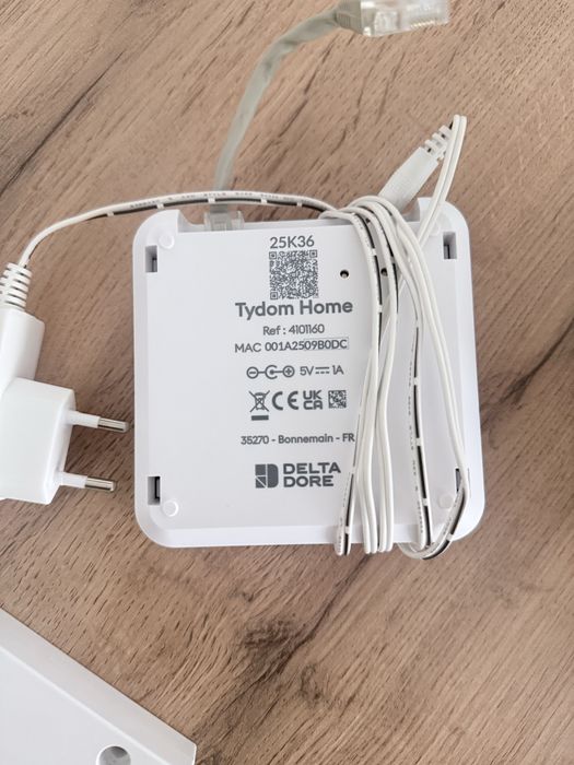 Стаен термостат с wifi TYBOX