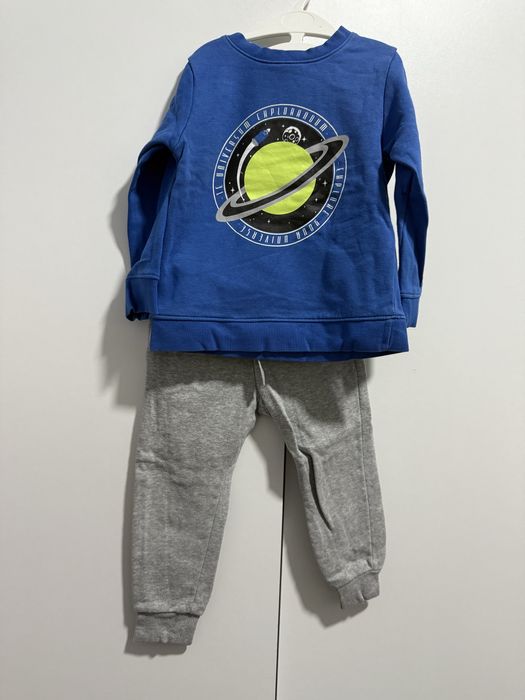 Lot 3 seturi mărimea 98